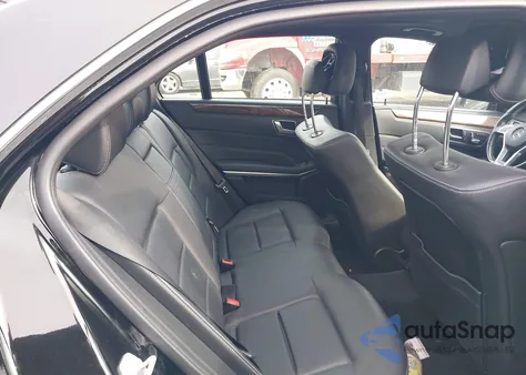 2014 Mercedes-Benz E 350 4Matic z USA, uszkodzony, nr VIN WDDHF8JB4EB036159